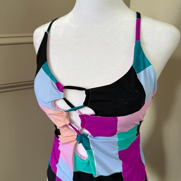 Red Carter NWT Lattice Lace Up Colorblock One Piece Swimsuit size L/10 - Picture 2 of 9